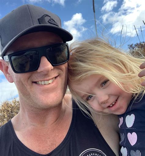 Couple allegedly watch Netflix as 3-year-old girl dies in hot car