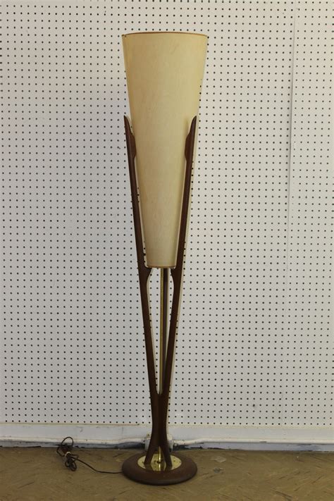 Lot - Mid Century Style Floor Lamp