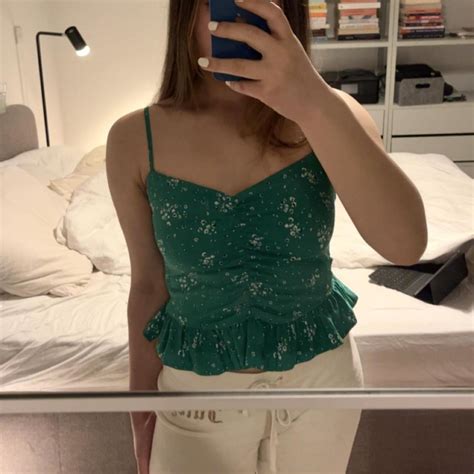 Women's Green Vest | Depop