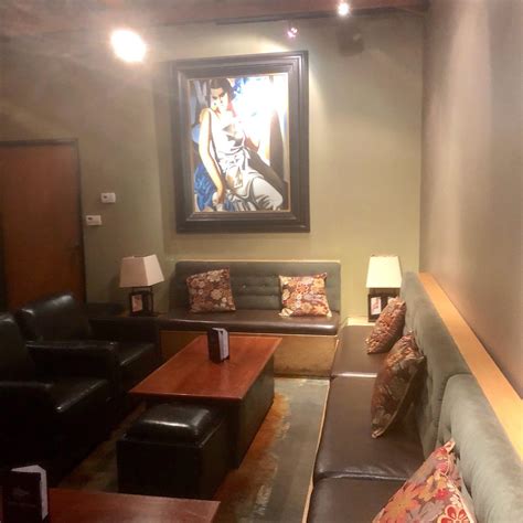 NEW MOON, Montrose - 2138 Verdugo Blvd - Menu, Prices & Restaurant ...