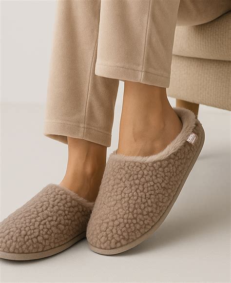 Ladies Slippers | totes ISOTONER