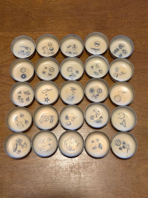 Mickey's Fine Malt Liquor Bottle Caps Lot of 25 Vintage Beer Puzzle Backs