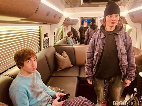 Dora Jar on Touring With Gracie Abrams, Gratitude After Fan Petition ...