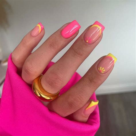 Neon Pedicure Designs