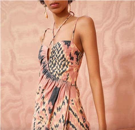 Pin by Jamie Leigh Daniels on Jam Summer dresses | Latest fall fashions ...