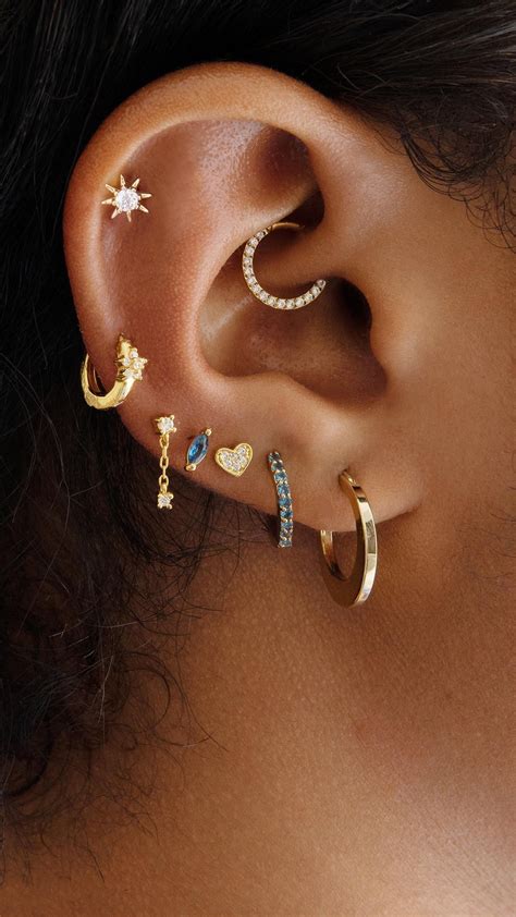 NEW! Holiday Ear Stacking Ideas | Earings piercings, Minimalist ear ...