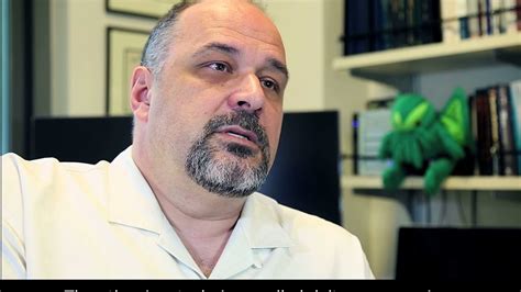 Darrell Long on carrying a personal genome - YouTube