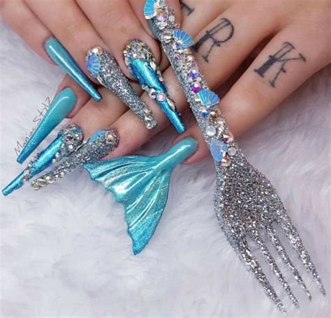 Pin by Ruth Ruth on Costumes | Crazy nails, Crazy acrylic nails, Crazy ...