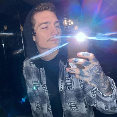 Nathan Schwandt Nudes