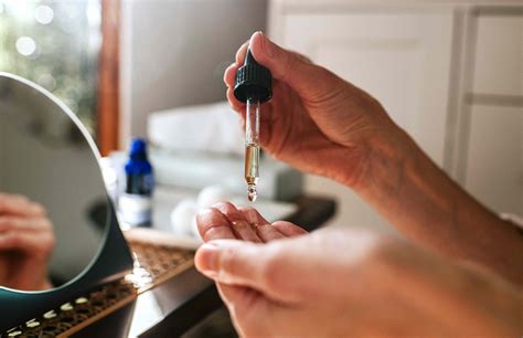 7 Skincare Products That Cause Sun Sensitivity