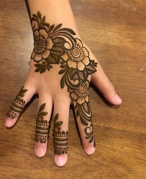 Arabic Mehndi Designs For Kids