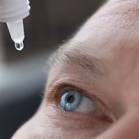 Best Eye Drops For Subconjunctival Hemorrhage - Realmed Pharma
