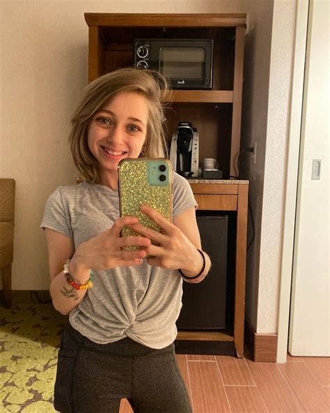 Reality Star Shauna Rae Reveals New Relationship On Social Media!