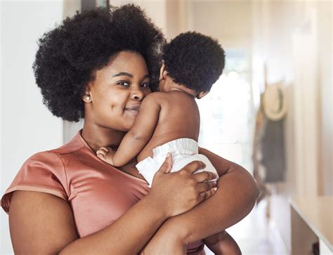 How to date a single mom? Your Ultimate Guide - Dating Ya!