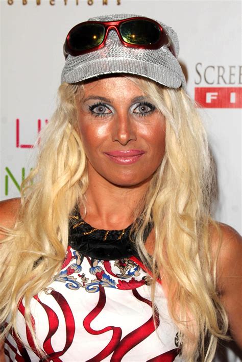 los angeles, 12 août - sabrina parisi à la première de los angeles live ...