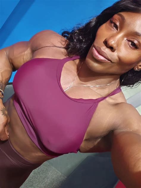 Victoria Dominguez (Mistress Treasure)