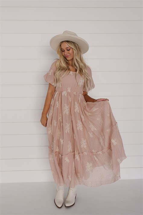 THE CAMILE PUFF SLEEVE MIDI DRESS IN BLUSH in 2025 | Easter dresses for ...