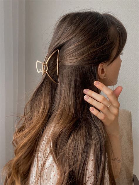 Gold hair clips – Artofit
