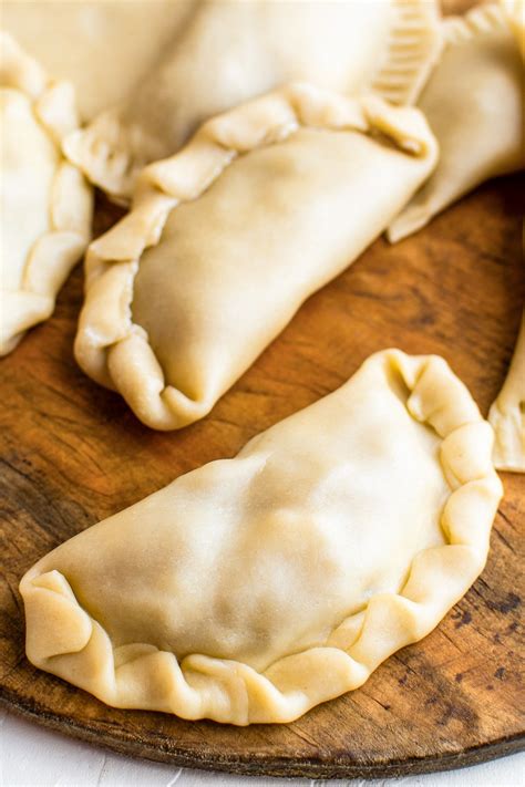 Easy Empanada Dough Recipe (With Video!) | The Novice Chef
