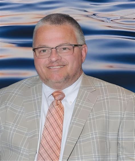 Our Staff | Noe Funeral Service