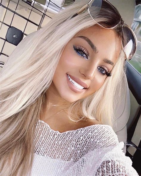 𝕄𝕠𝕣𝕘𝕒𝕟 𝕄𝕠𝕪𝕖𝕣 | You can feel the difference; shop my picks at @saks #tomford #sunglasses | Instagram