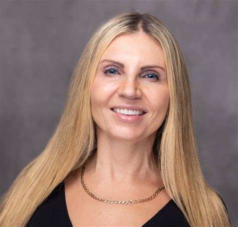 Adrianna M. Hekiert MD