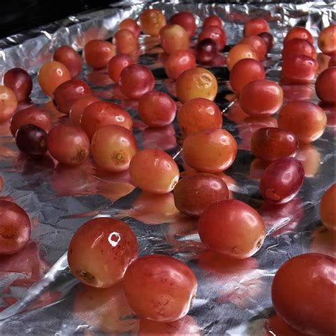 Can You Freeze Grapes? - Mranimal Farm