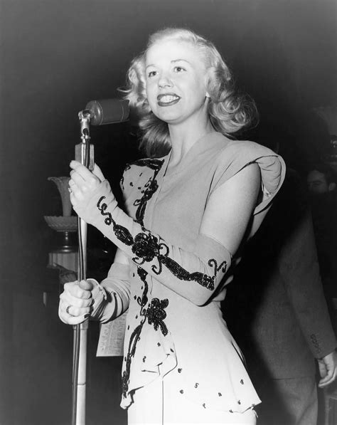 Doris Day Life in Pictures [PHOTOS]