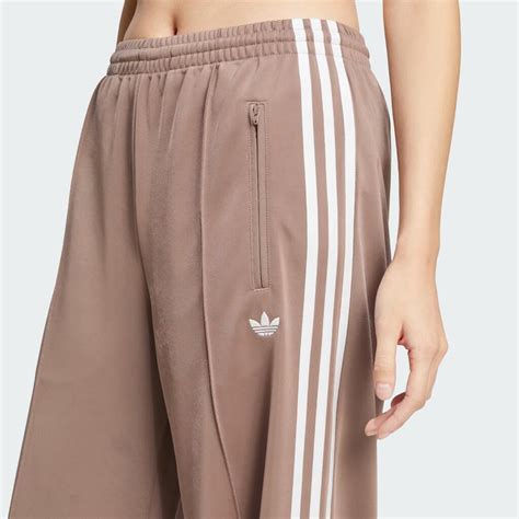 The 3 Coolest Track Pants for Women Featuring Adidas' Iconic 3 Stripes ...