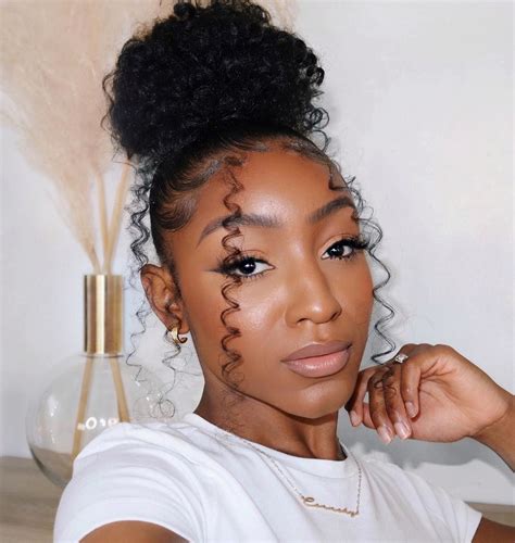 30 Coolest Messy Bun Photos, How to Do a Messy Bun of Your Dream ...