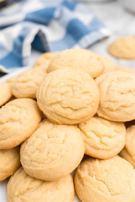 Easy And Delicious Amish Sugar Cookies Recipe - Julie's Eats & Treats