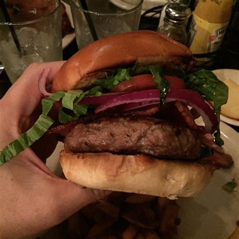 HOLY GRAIL PUB, Plano - Menu, Prices & Restaurant Reviews - Tripadvisor