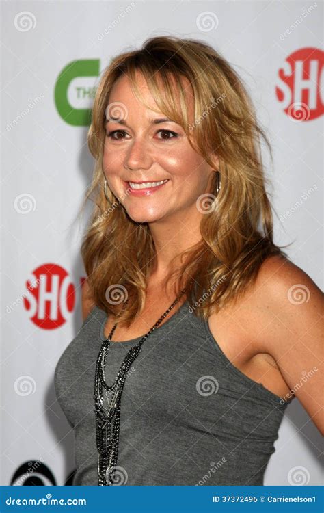 Megyn Price foto editorial. Imagem de agosto, huntington - 37372496