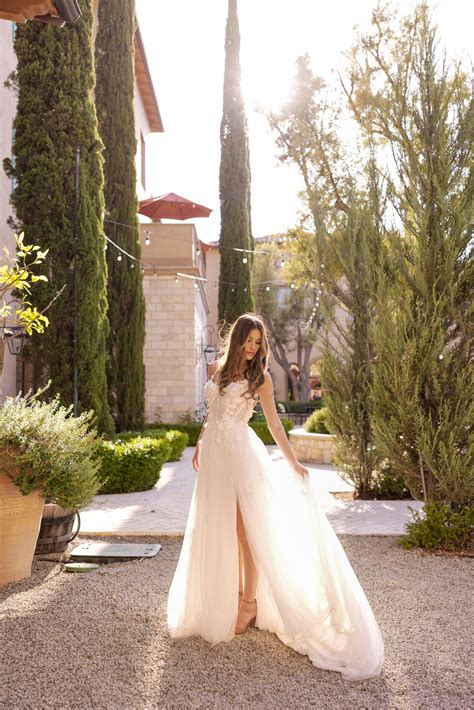 Martina Liana Bridal - Virginia's Bridal