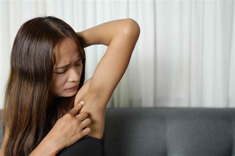 10 Causes of Underarm or Armpit Rash