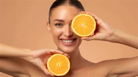 Vitamin C Serum Benefits Guide Gurgaon & Delhi | Uncover Clinics