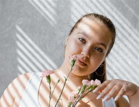 What Are Curvy Body Types? Everything You Need To Know