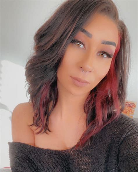 Avery the Spookey Babe Barista has an Onlyfans that’s under $10! Only $8.00/mo : r/Barista_Index