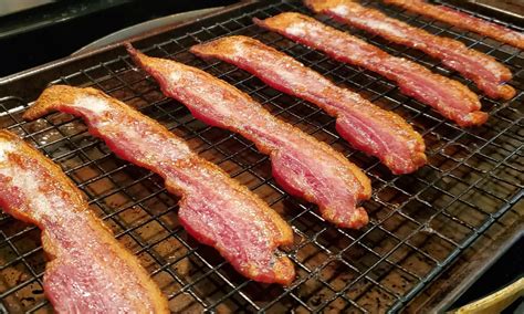 Thick Cut Bacon in the Oven Recipe | Lumbre.sg