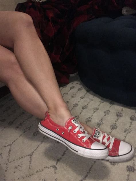 Foot fetish pics: Nothing but my converse