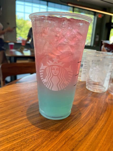 unicorn drink🤍🦄 in 2025 | Starbucks copycat recipes drinks, Cold ...