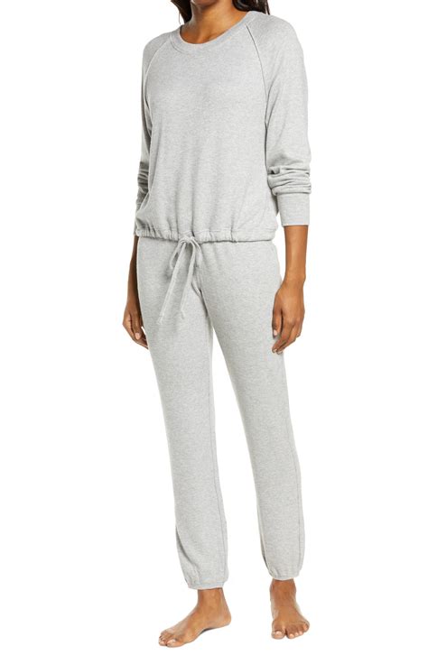 Best Loungewear Sets for Women That Are Super Cozy for Downtime