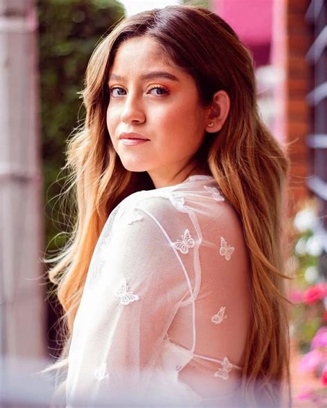 Karol Sevilla | Scrolller
