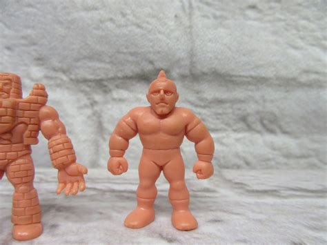 Vintage 1980's Mattel M.U.S.C.L.E. Muscle Men Toy Action Figures Lot of ...