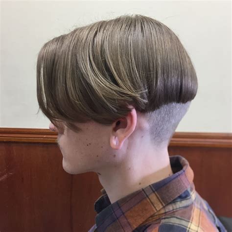 Bowl Cut 90s