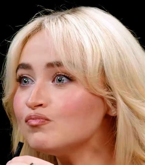 Best 13 Sabrina carpenter nose – Artofit