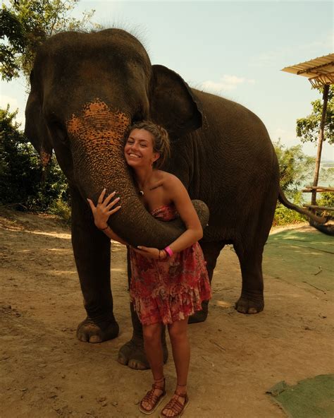 ELLA PALEN ☀️ | when I grow up I want to be my mom📸 - - - - #reels #instagramreels #girls # ...