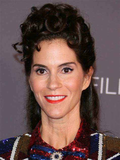 Jami Gertz's Instagram, Twitter & Facebook on IDCrawl