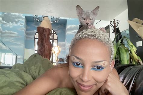 doja cat | Kittens, Celebrities humor, Black is beautiful