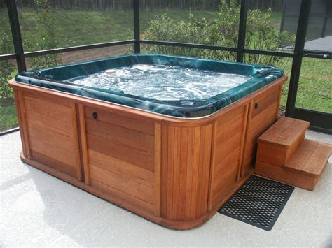 Pools & Hot Tubs | Gainesville, Florida | Florida Leisure Pool & Spa